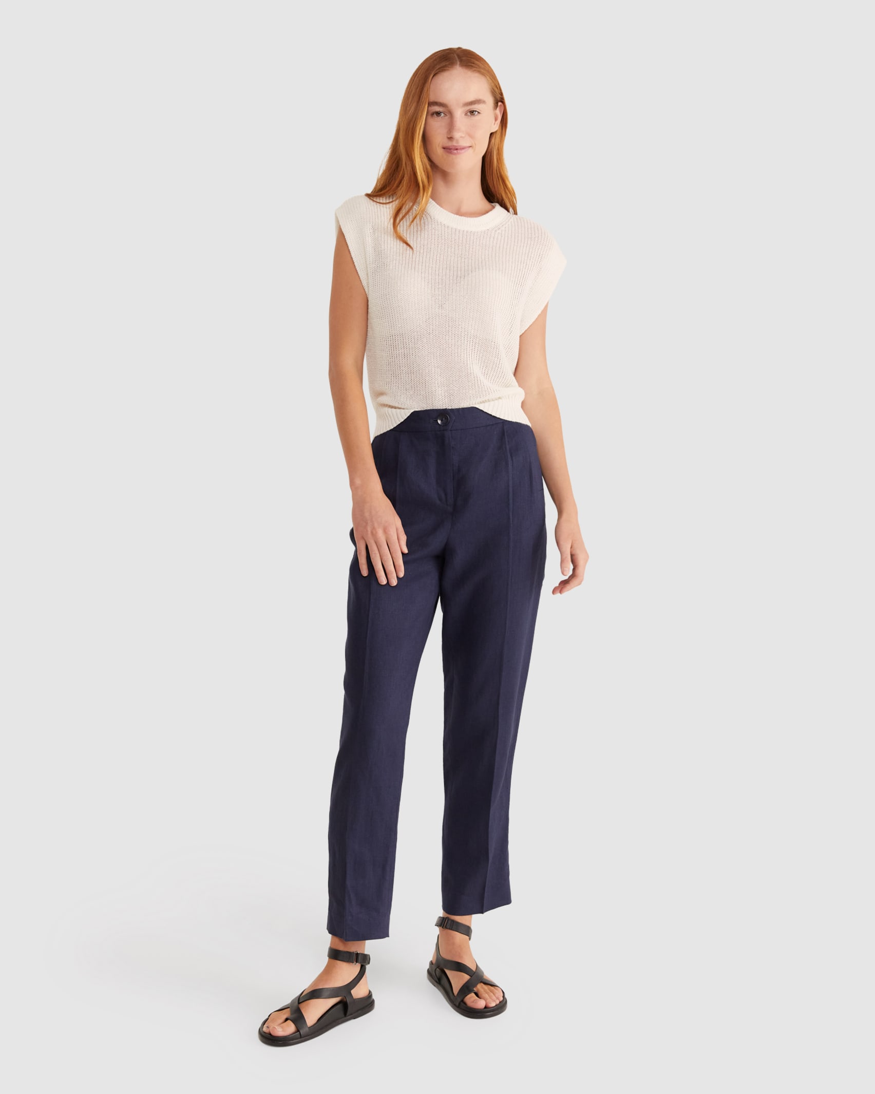 Freya Linen Pant in NAVY