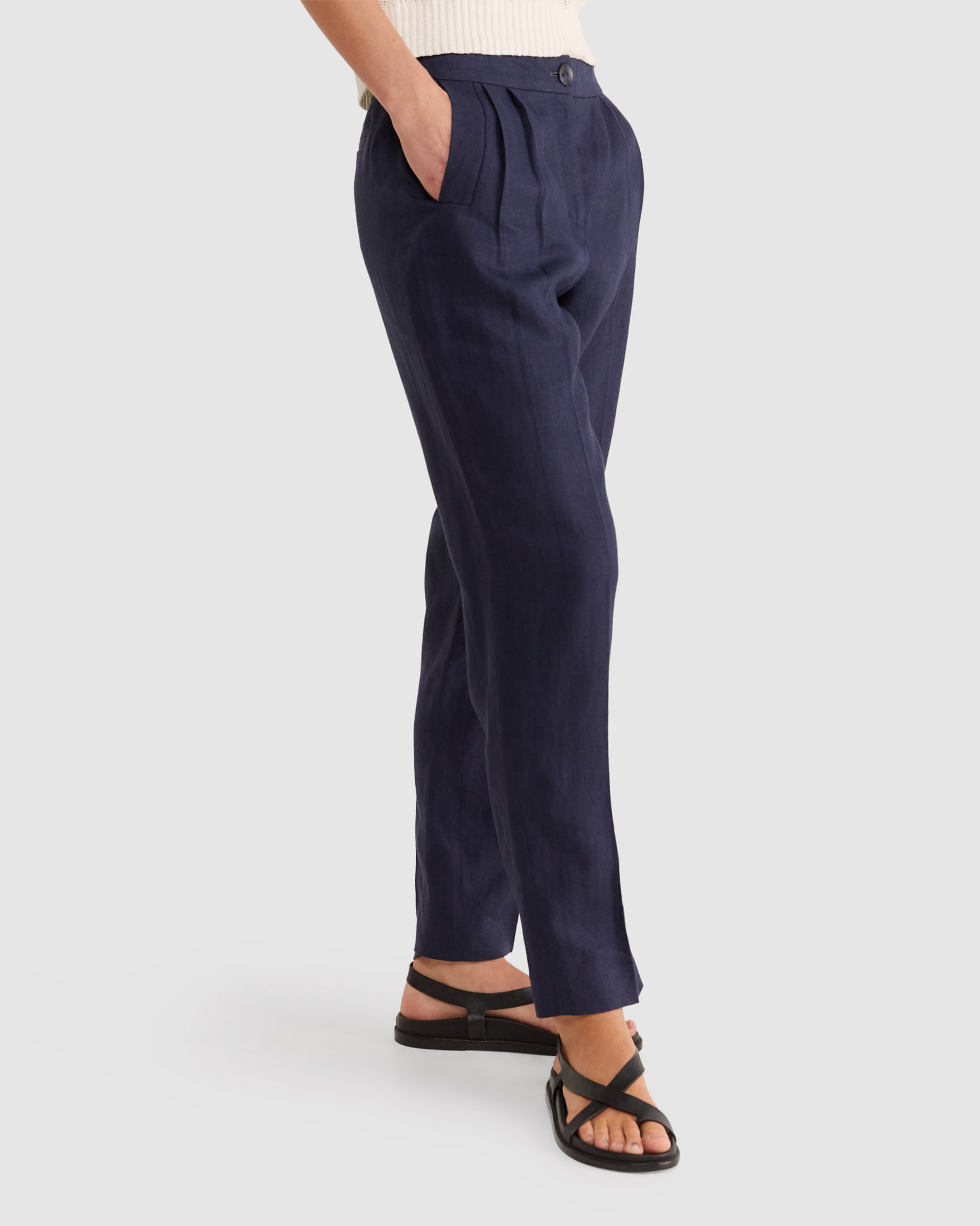 Freya Linen Pant in NAVY