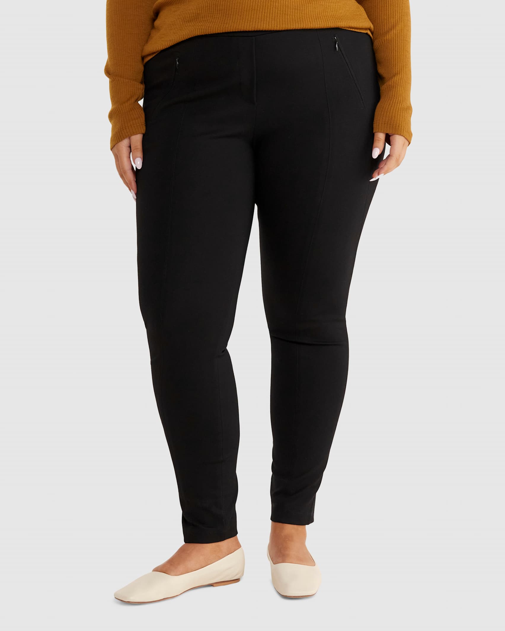 Esme Ponte Pant in BLACK