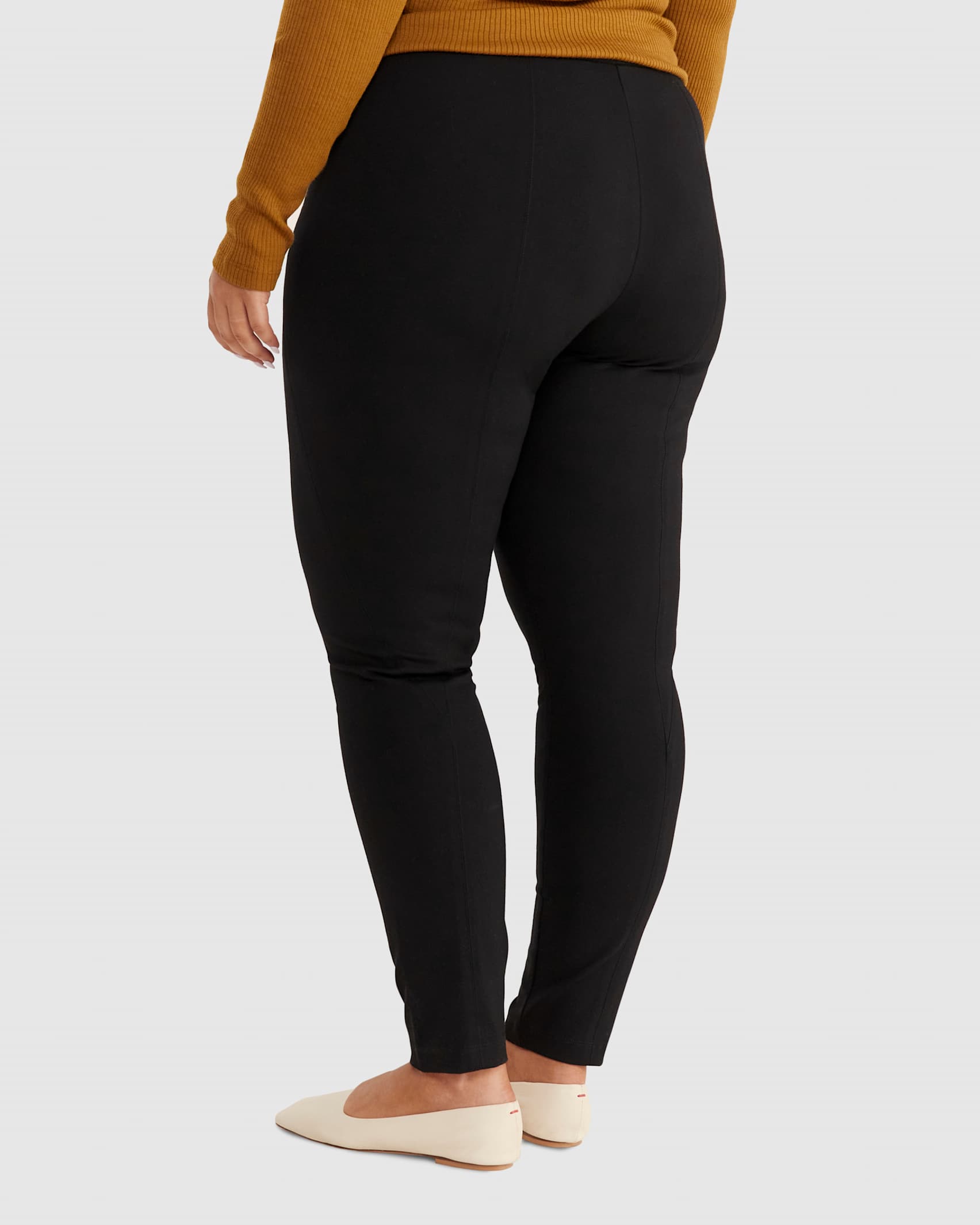 Esme Ponte Pant in BLACK