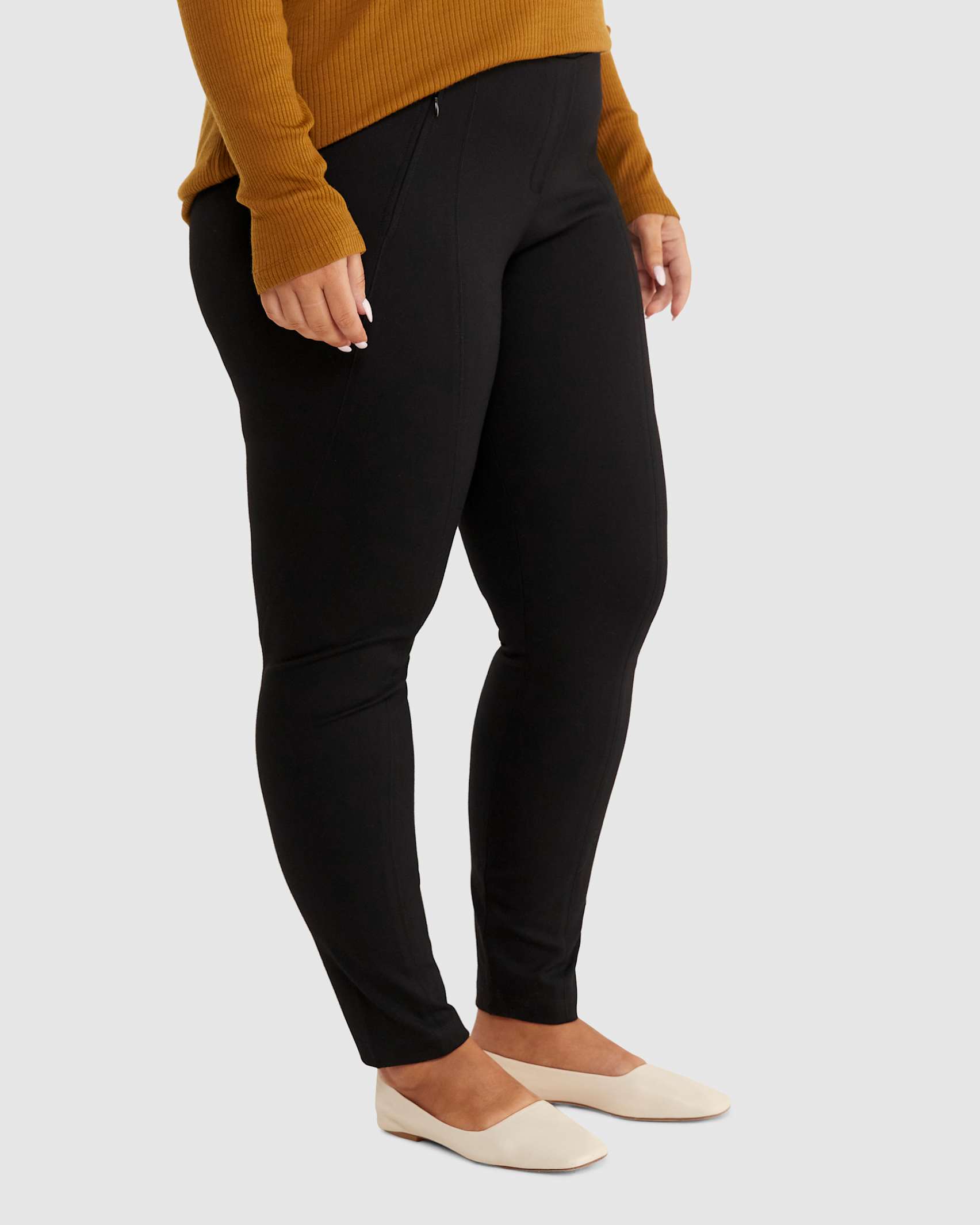 Esme Ponte Pant in BLACK