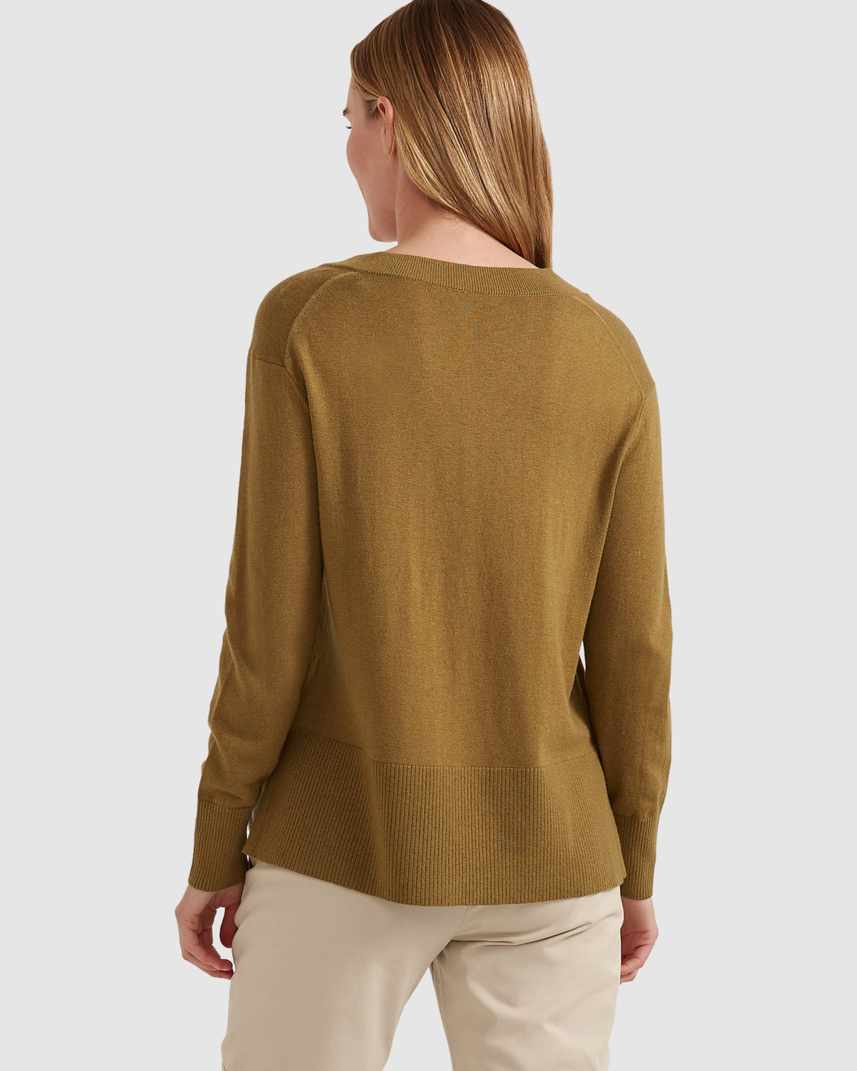 Laurina V Neck Knit in KIWI