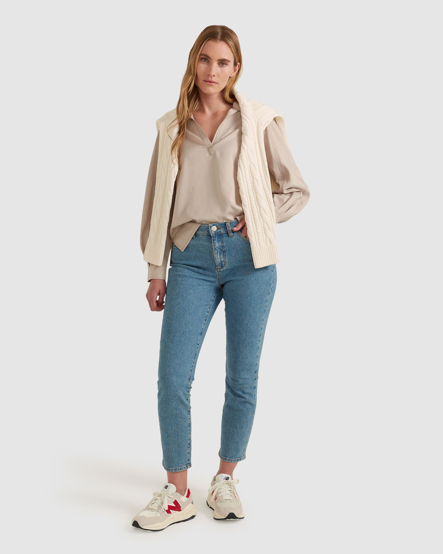 Aviana Blouse in PUMICE