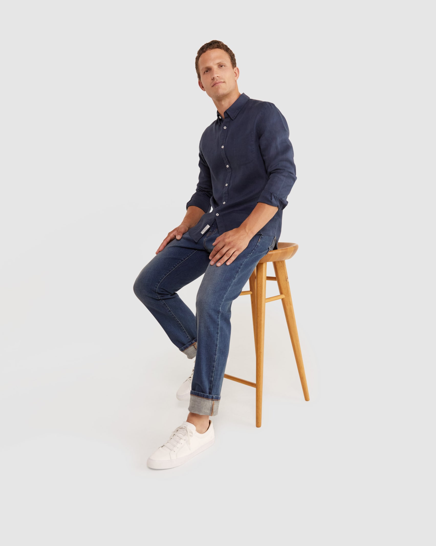 Long Sleeve Linen Shirt in NAVY