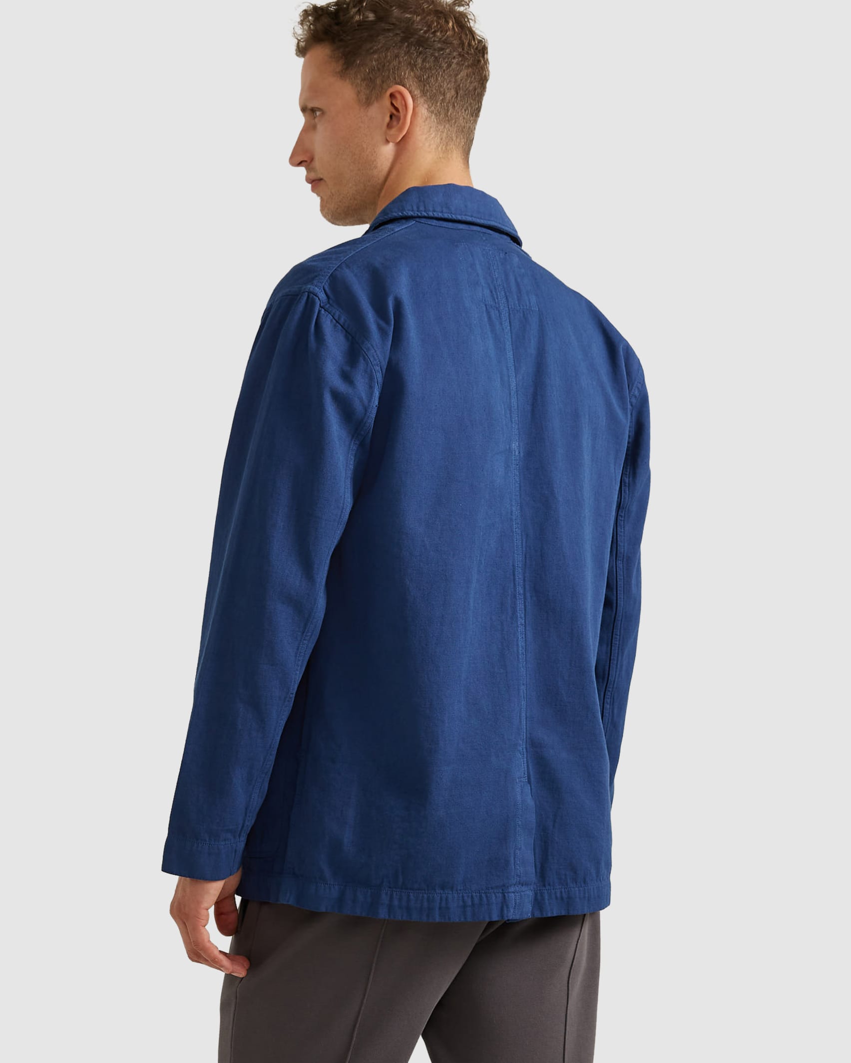 Brigg Jacket in BLUE BOTTLE