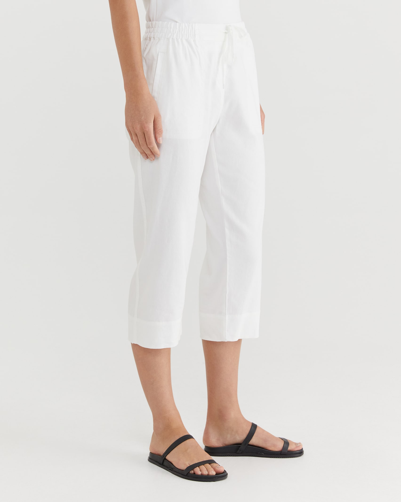 Rosa Crop Linen Pant in WHITE