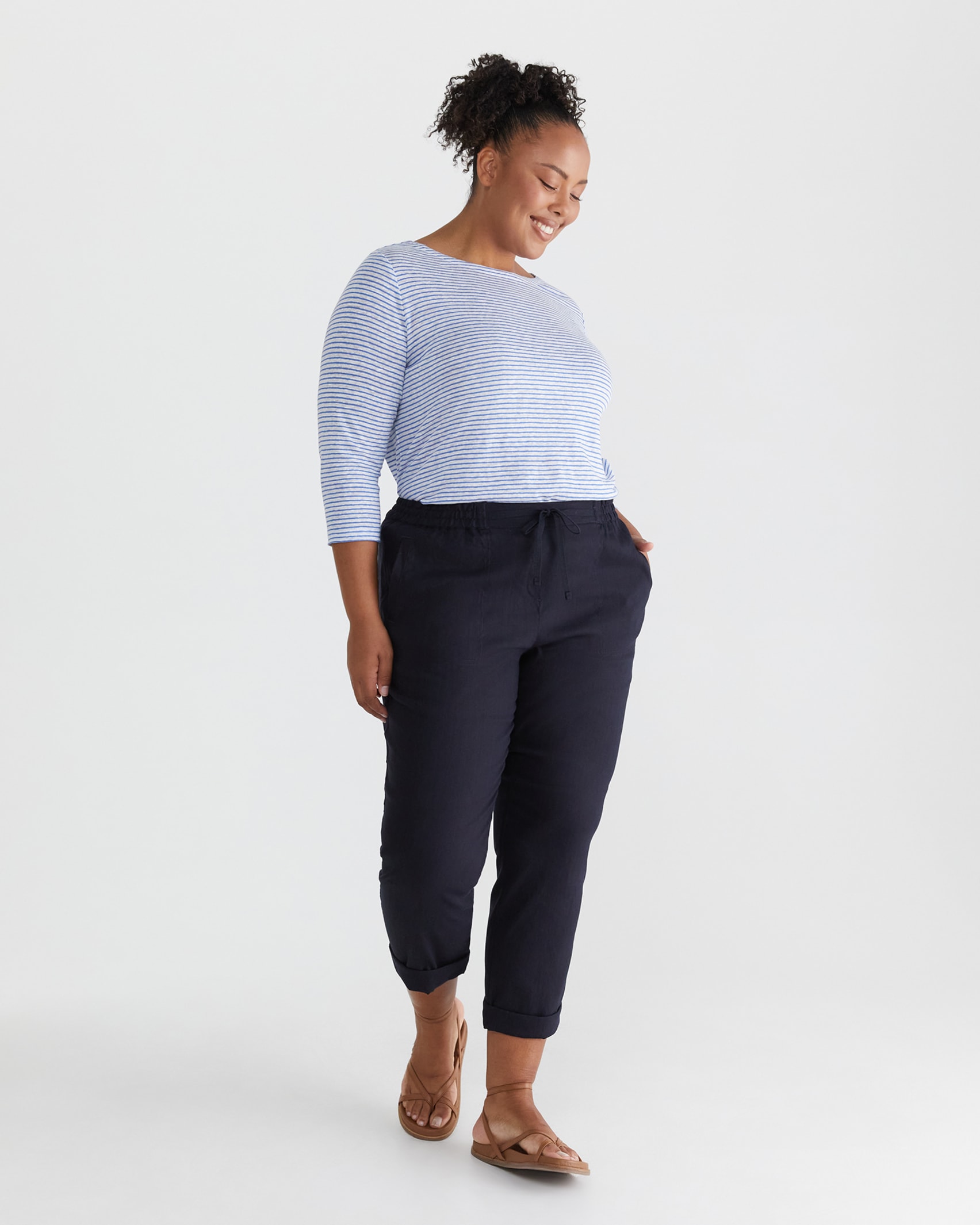 Rosa Linen Pant in CLASSIC NAVY
