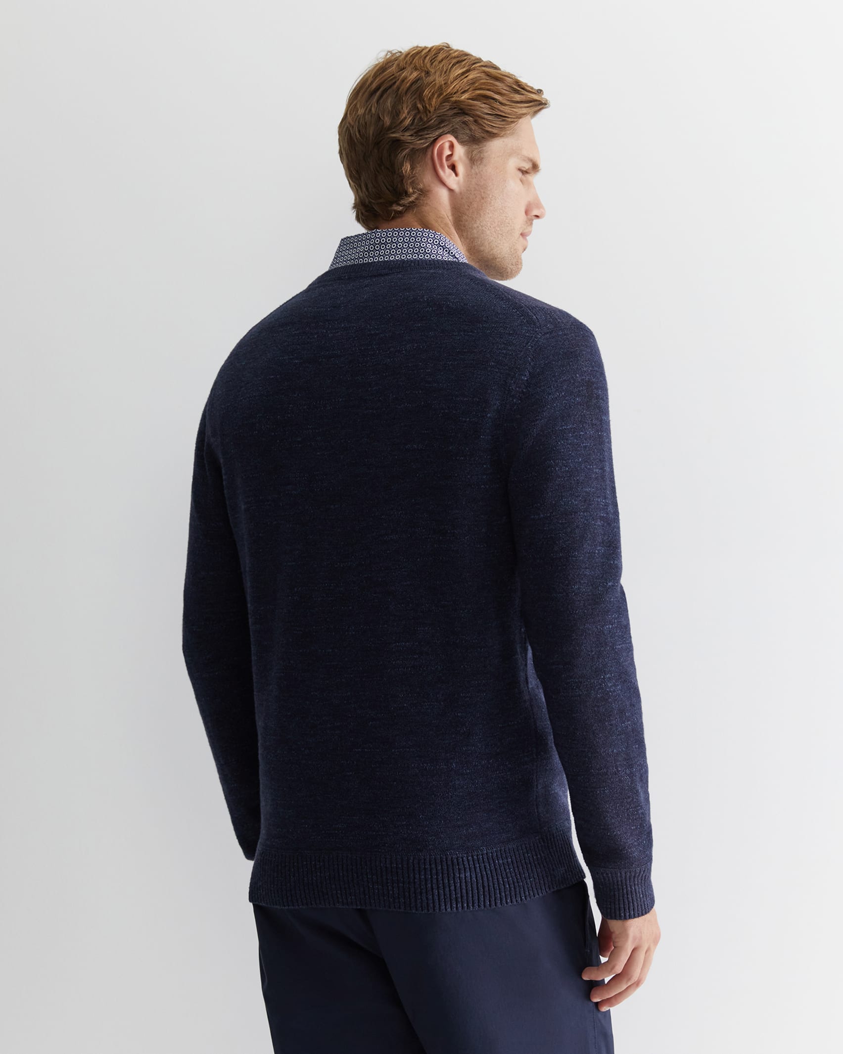 Oliver Crew Neck Knit in NAVY