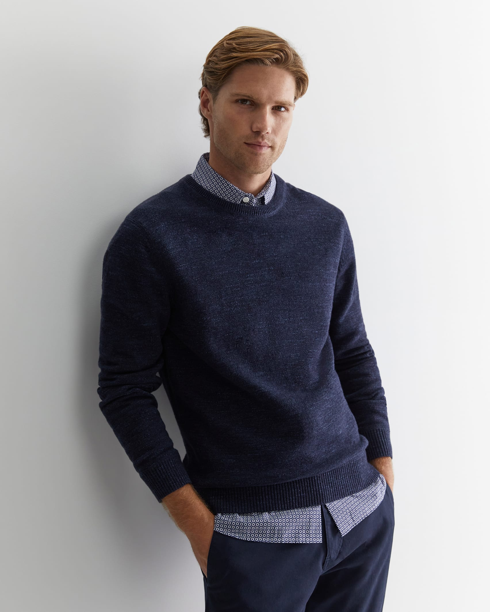 Oliver Crew Neck Knit in NAVY