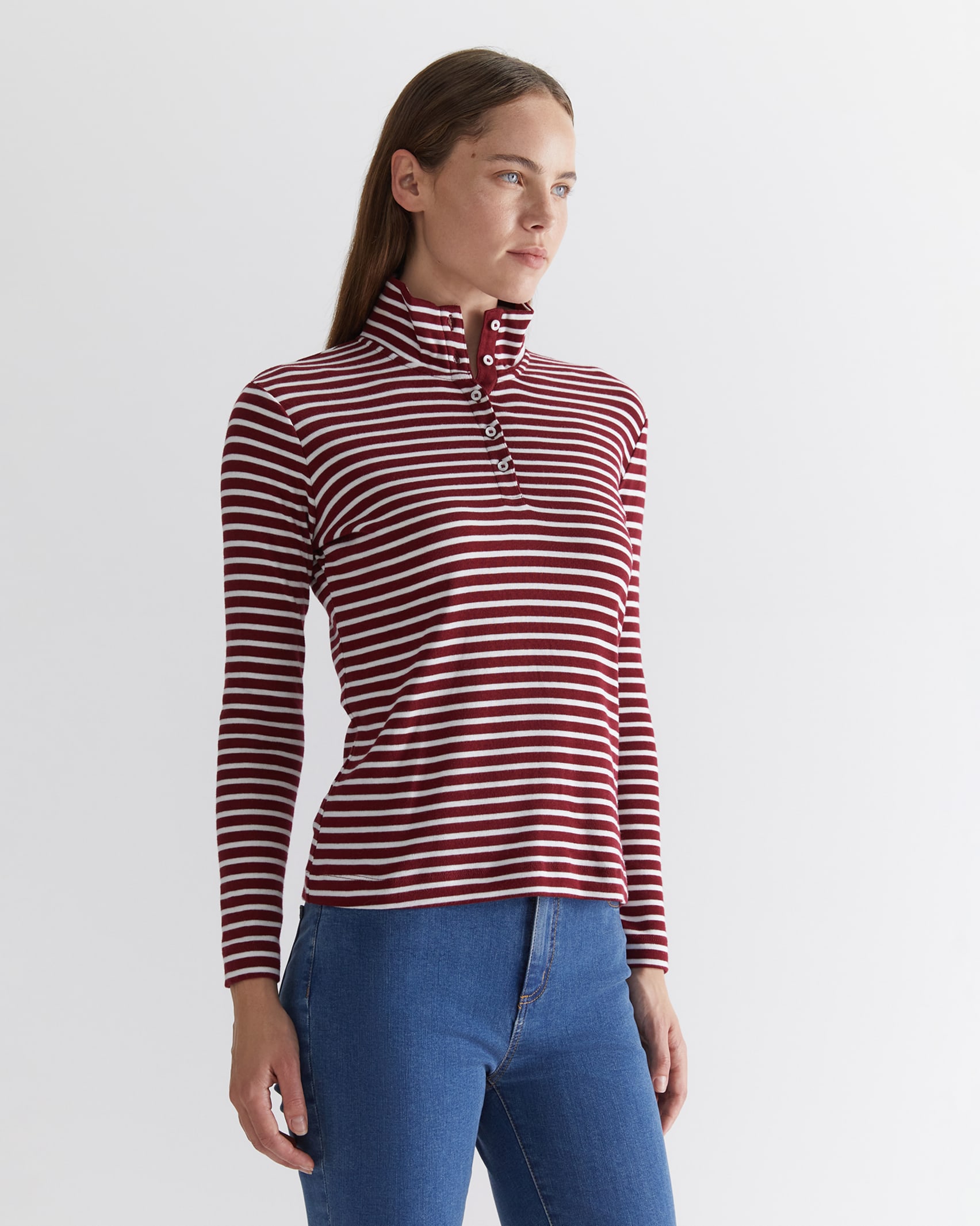 Lucy Funnel Neck Top in IVORY/BURGUNDY