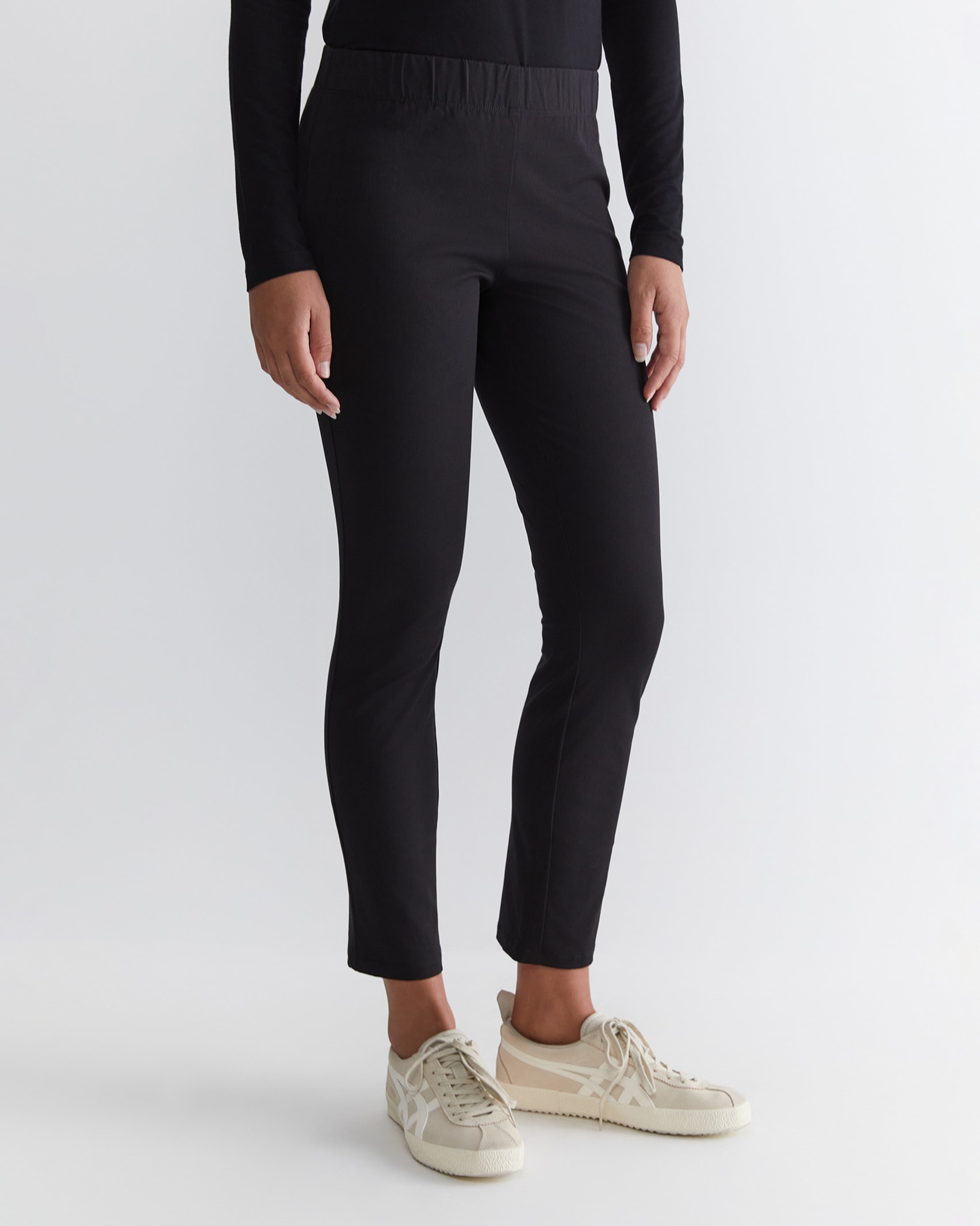 Felicity Pull On Pant in BLACK