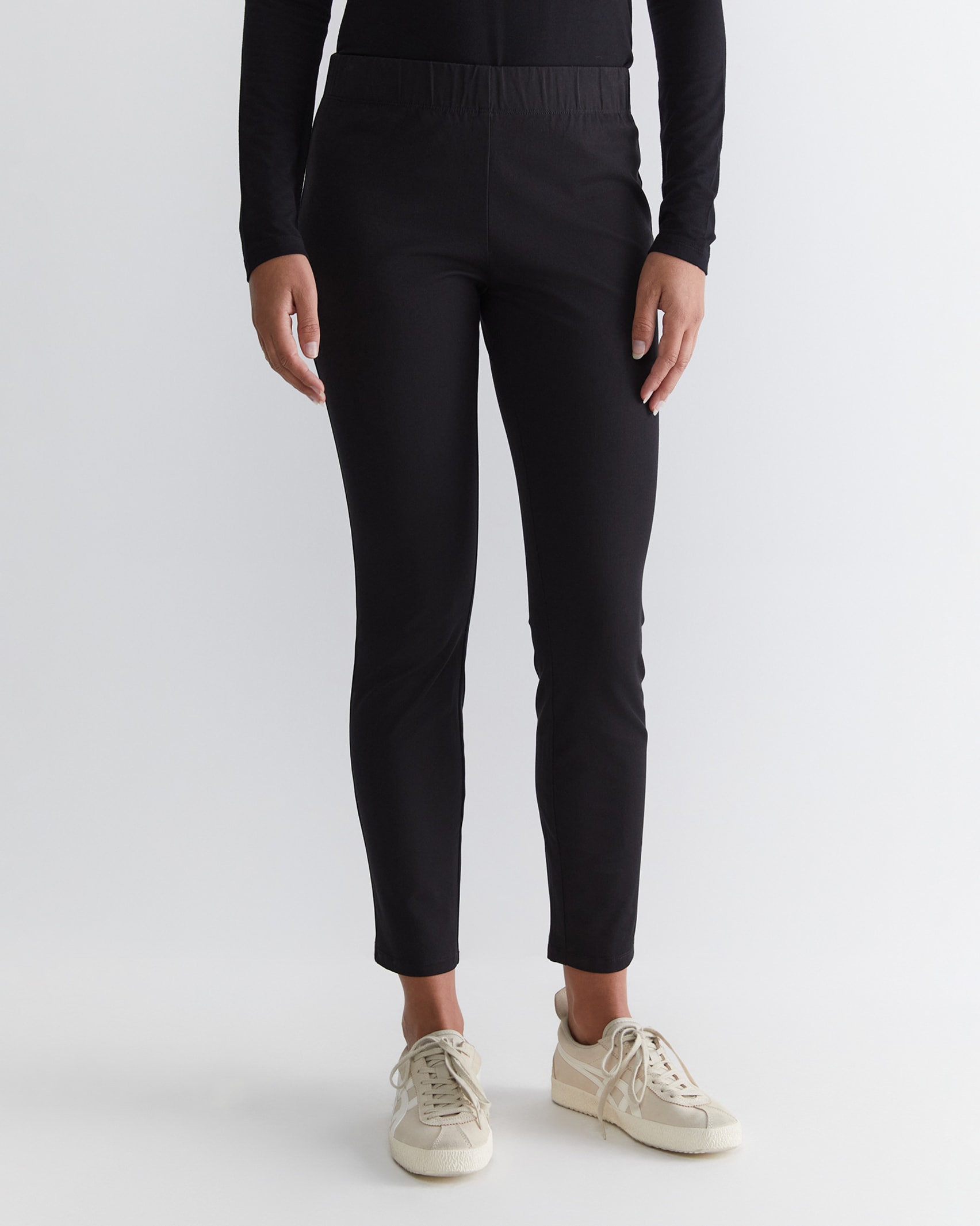Felicity Pull On Pant in BLACK