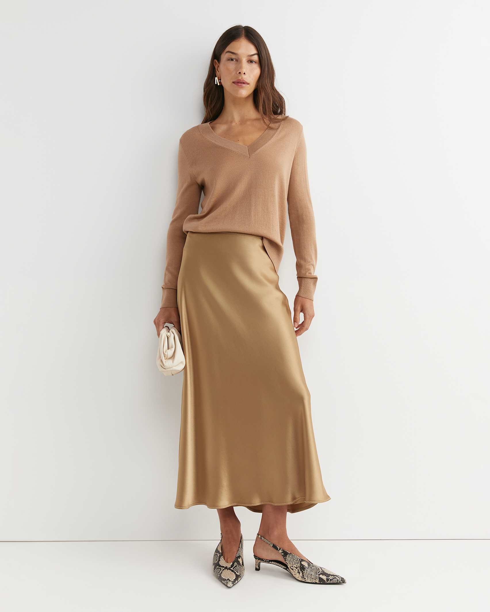 Francis Merino V-Neck Knit in TAN