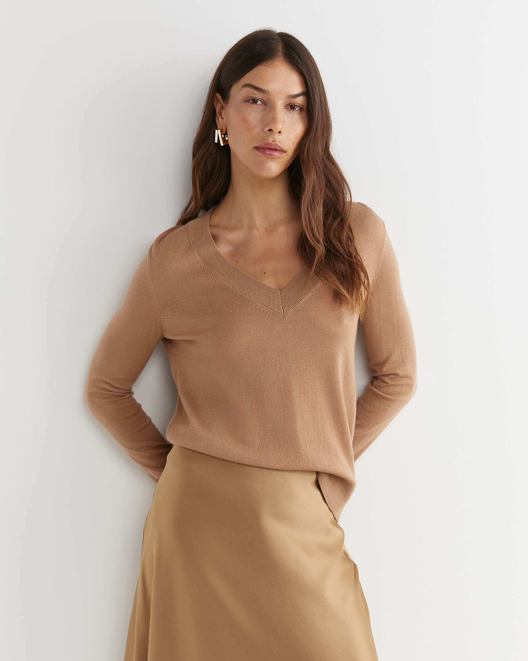 Francis Merino V-Neck Knit in TAN