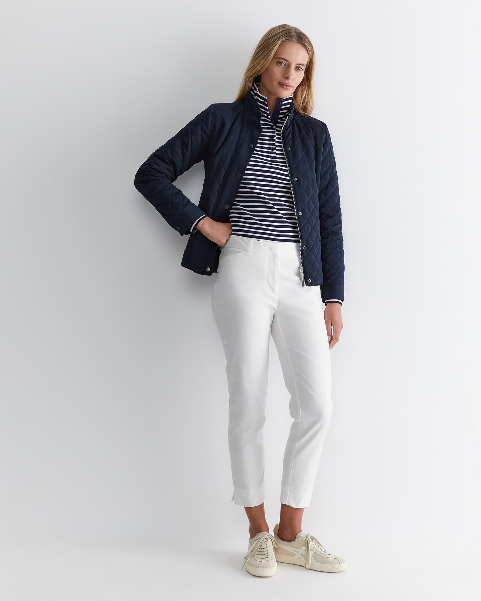 Venus Capri Pant