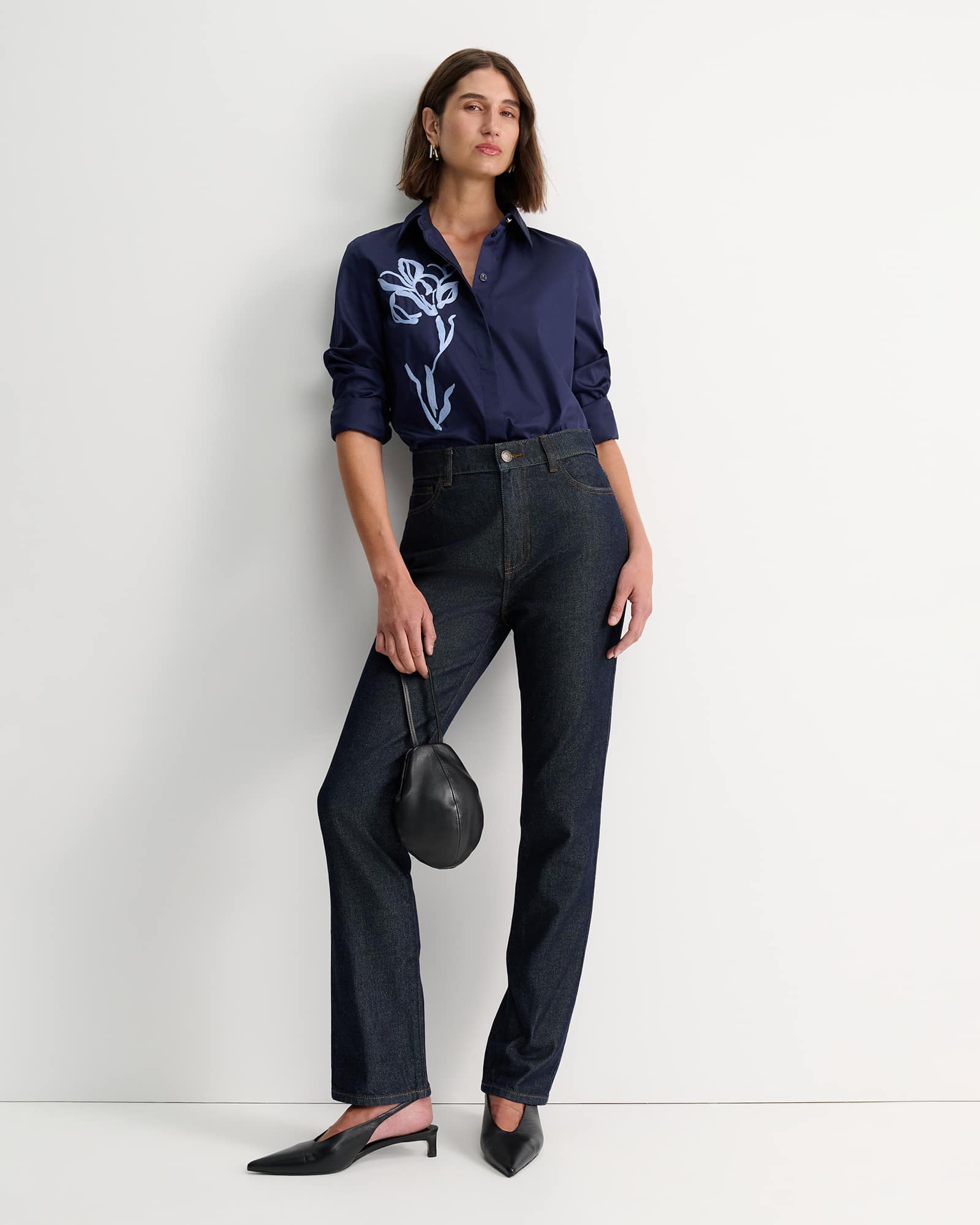 Victoria Straight Leg Jean
